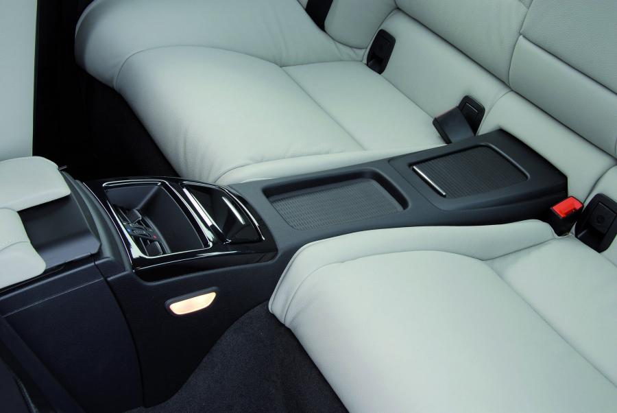  BMW 3-Series Coupe 2007 года  (фото 93 из 219)